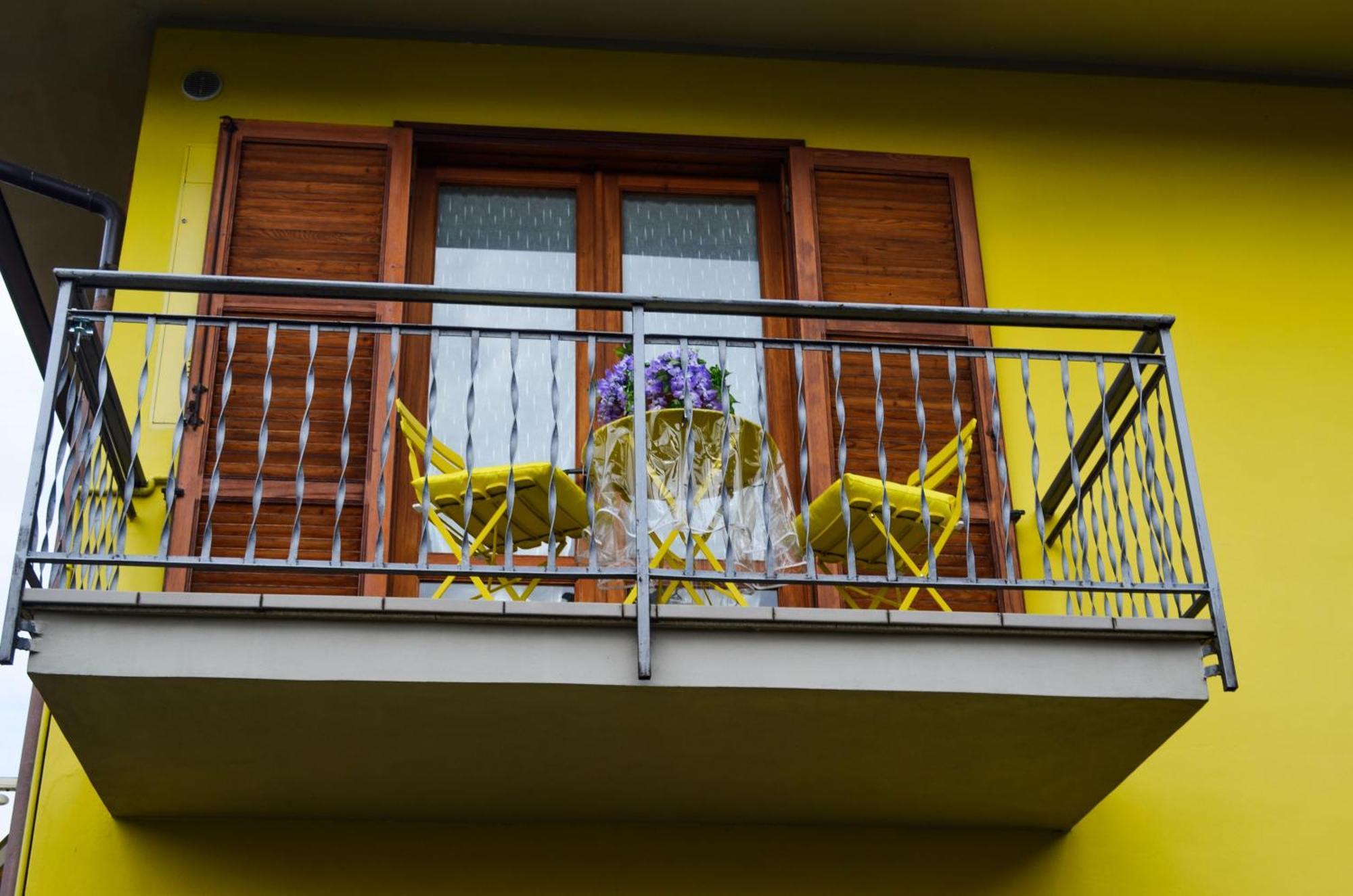 Apartment L'Ulivo Lake View In Private Street Льерна Экстерьер фото